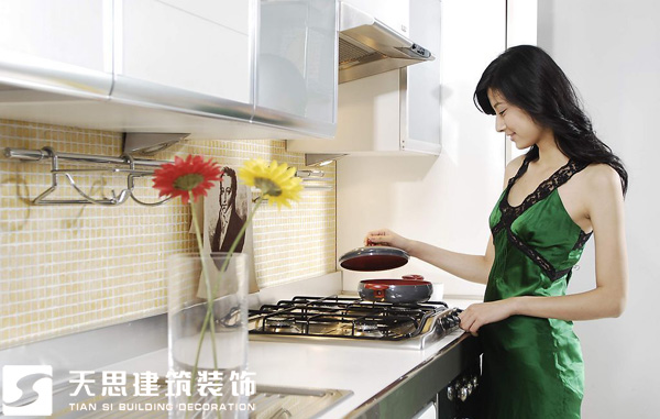 <a href=http://m.qs188.cn/anli/ target=_blank class=infotextkey>合肥工裝</a>公司