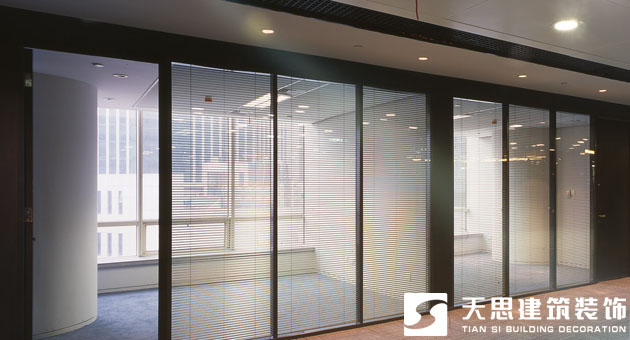 <a href=http://m.qs188.cn/ target=_blank class=infotextkey>合肥辦公室裝修</a>玻璃