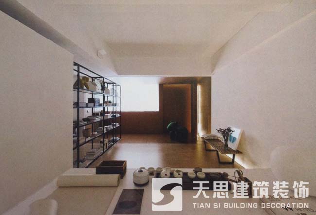 <a href=http://m.qs188.cn/ target=_blank class=infotextkey>合肥辦公室裝修</a>側面書架